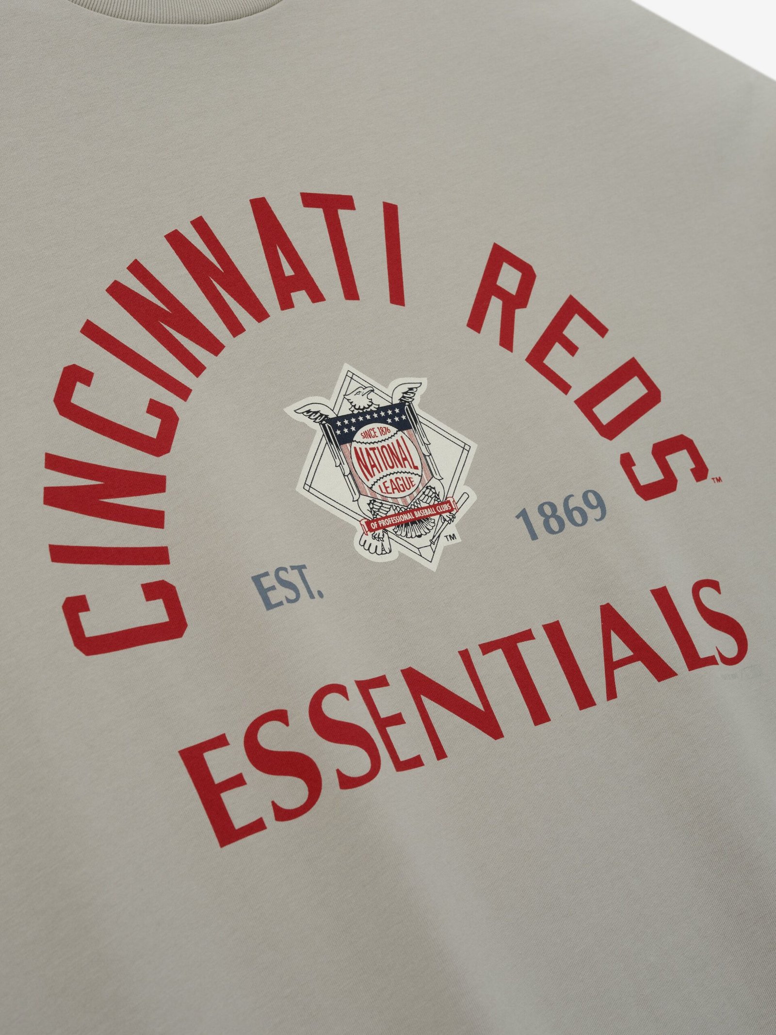 Reds National League Merch Tee - Image 3